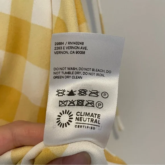 Reformation Meyer Top in Bodie 0 - Picture 7 of 10